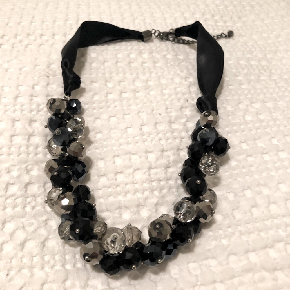 Sparkly necklace